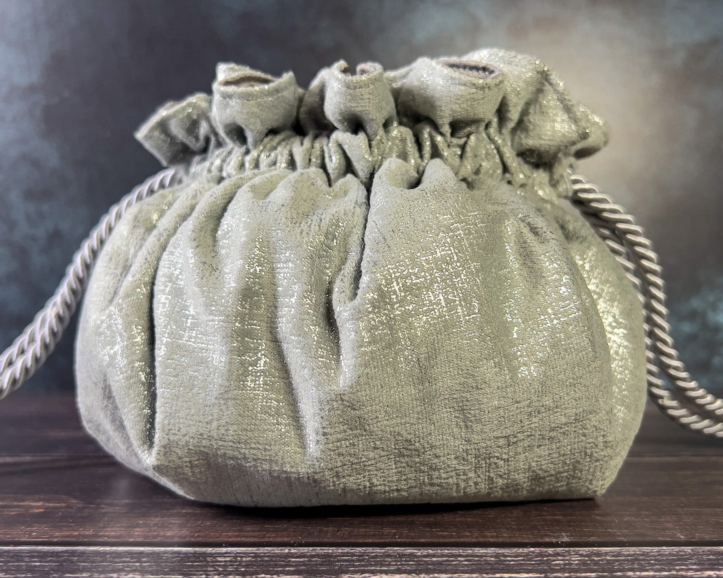 Grey Pilgrim - Medium Bag