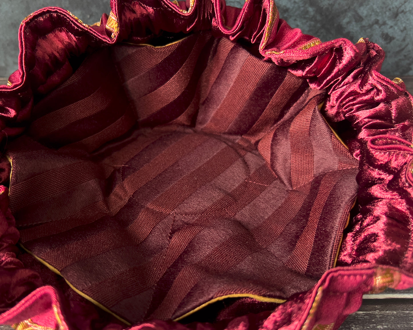 Nobility Bag- Medium Size