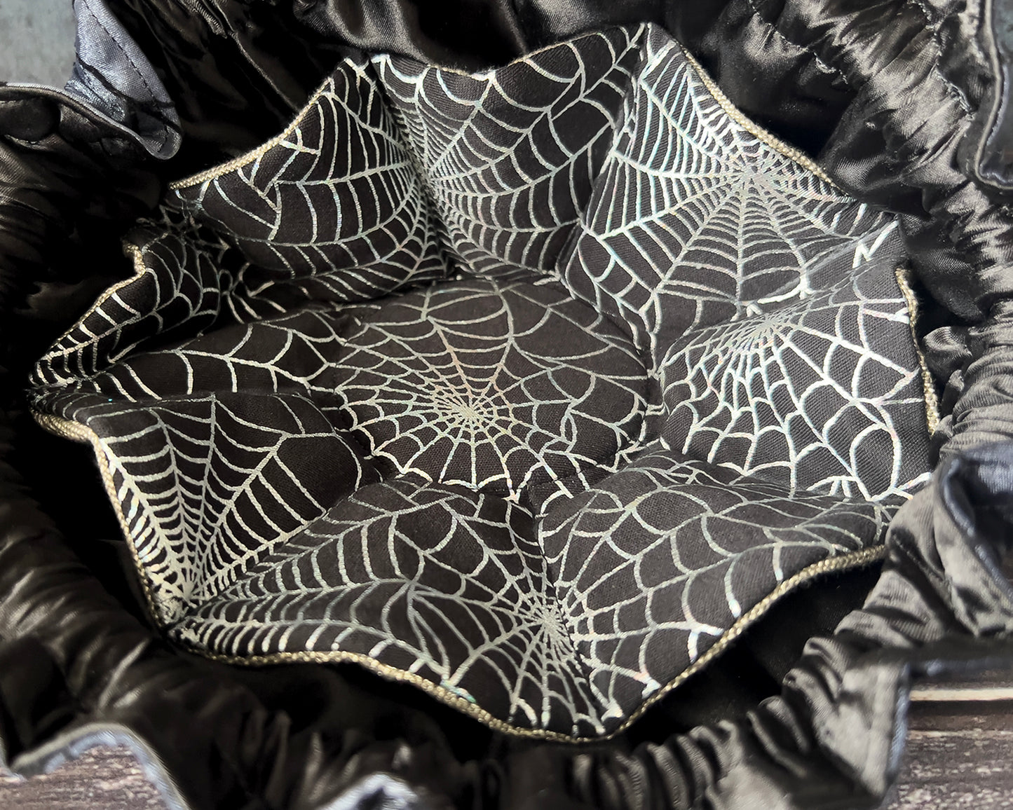 The Weaver - Medium Size Pouch