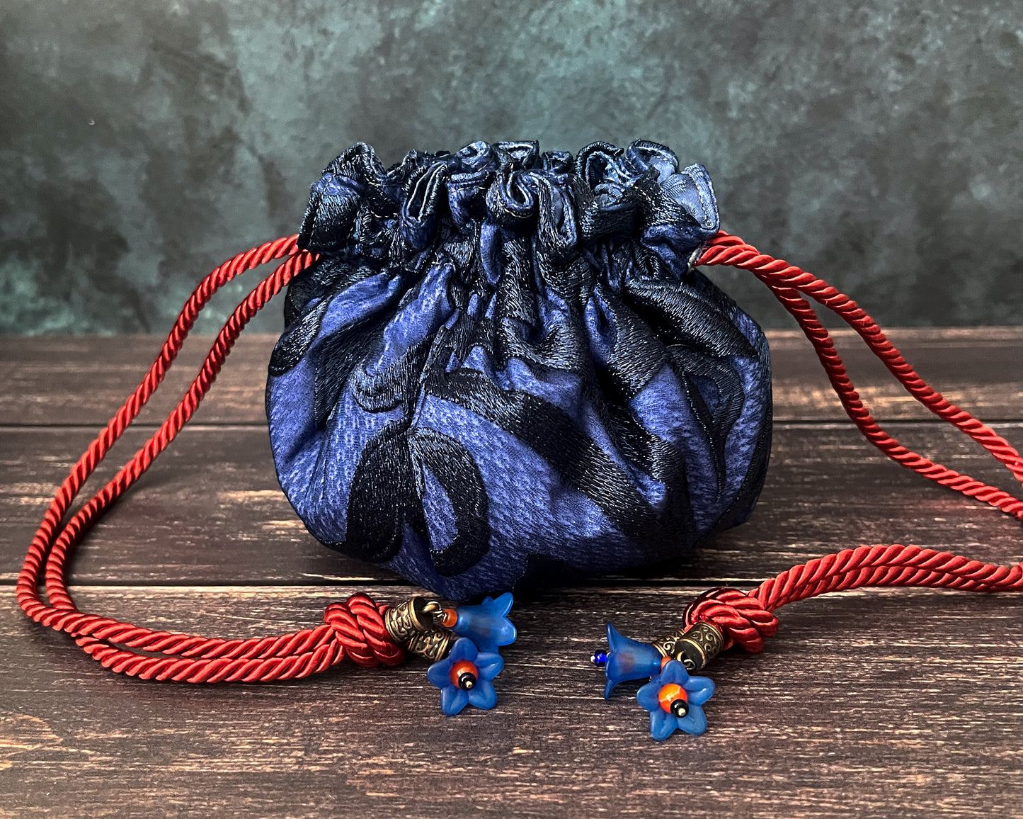 Gentle Reader - Medium Bag