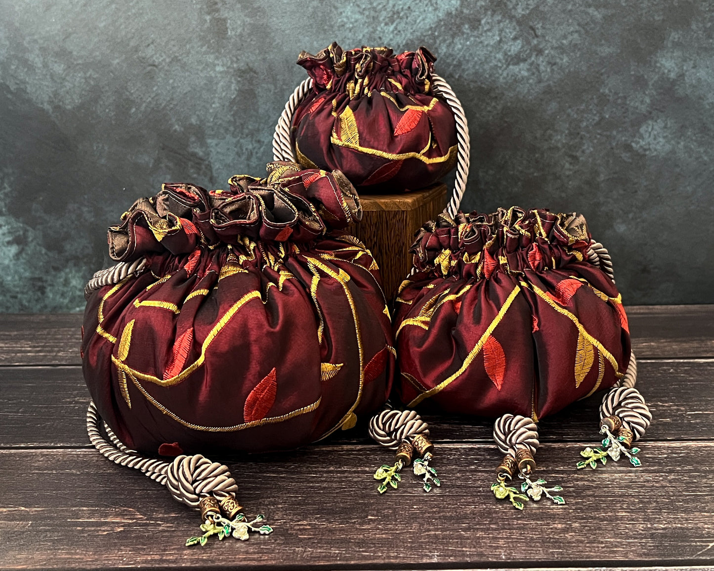 Vermillion Thicket - Medium Bag
