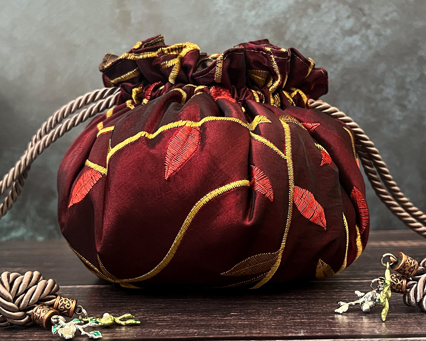 Vermillion Thicket - Medium Bag