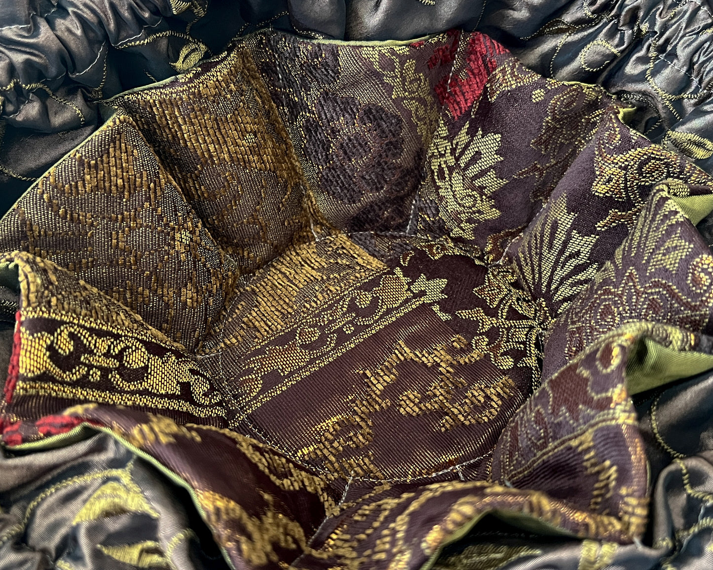 Vermillion Thicket - Large Bag